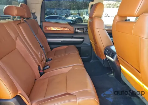 2018 Toyota Tundra Crewmax 1794 из США, поврежденный, VIN 5TFAY5F13JX754884